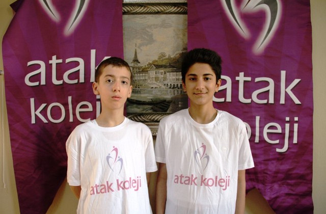 Atak kolejinden TEOG sınavında iki Türkiye birincisi