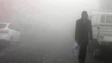 Yoğun sis hayatı olumsuz etkiledi