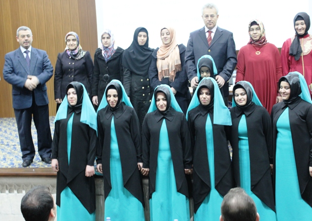 Artuklu Müftülüğüne bağlı Ayhan Yücesoy Kız Kur’an kursunda eğitim alarak
