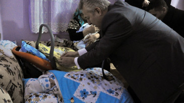 Vali Taşkesen’den Üçüzlere ziyaret