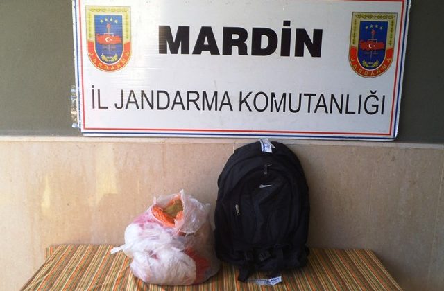 Yolcu otobüsünde 6 kg toz esrar yakalandı