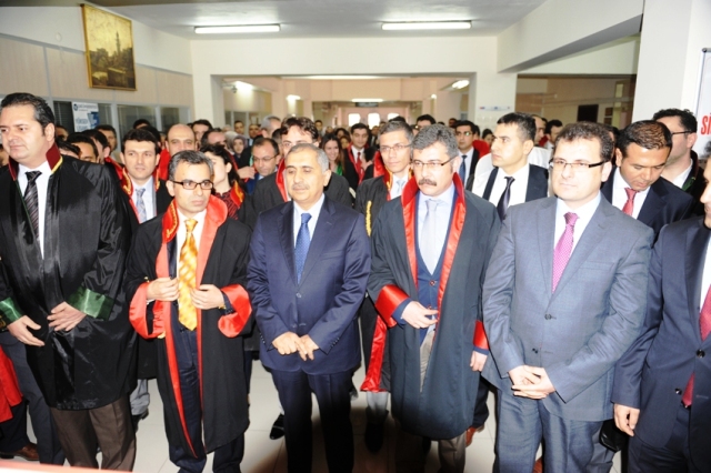 Salı günü İstanbul Çağlayan adliye sarayında şehit edilen savcı Mehmet