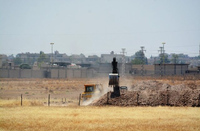Sınırda kaçakçılığa “hendekli” önlem