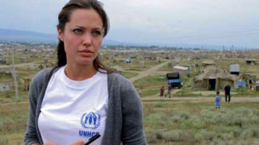 Angelina Jolie Mardin’e Geliyor