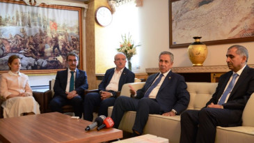 Başbakan Yardımcısı Arınç Mardin’de