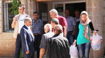 Sığınmacılar hayırseverlerin yardımlarını bekliyor