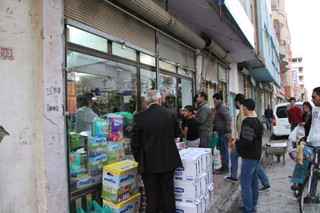 Nusaybin’de halk marketlere akın etti
