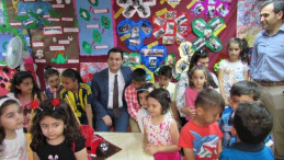 Kaymakam Öztürk Minik Öğrencilerin Sevincine Ortak Oldu