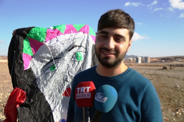 Hayatını uçurtmaya adamış Zahit Mungan, Mardin’in simgesi olan Şahmeranın üç