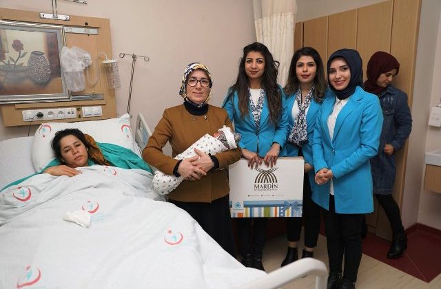 Vatandaşın gönlüne taht kurdular