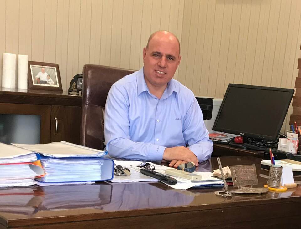 Mehmet Besir Ayanoglu yazar fotoğrafı