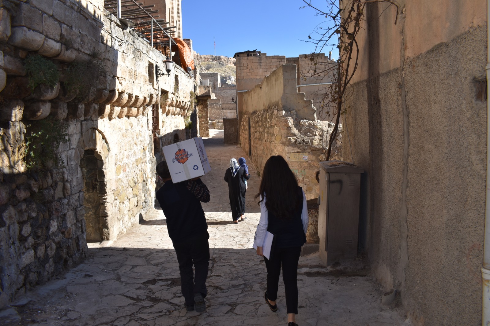 Mardin Büyükşehir Belediyesinden ihtiyaç sahiplerine gıda kolisi Mardin Büyükşehir Belediyesi,