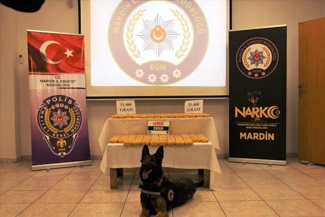 Mardin İl Emniyet Müdürlüğü ekipleri uyuşturucu tacirlerine darbe üzerine darbe