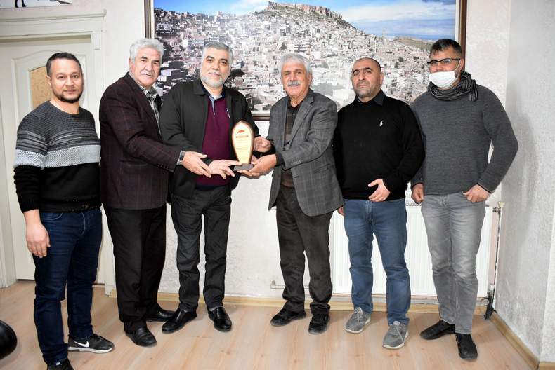 Gazetemiz imtiyaz sahibi Rıdvan Fidan’a gazetecilik mesleğinde 35 yılı geride