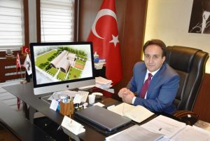Midyat İlçe Kaymakamı Tekin Dündar, ilçenin potansiyelinin gerisinde olduğuna dikkat