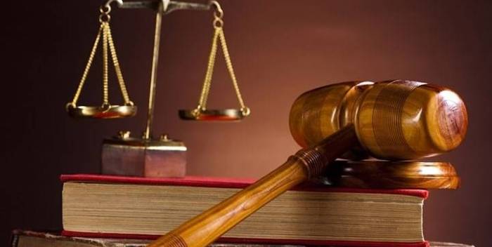 İnsanlık, tarihi boyunca merkezinde adalet arayışı olan bir mücadelenin içinde