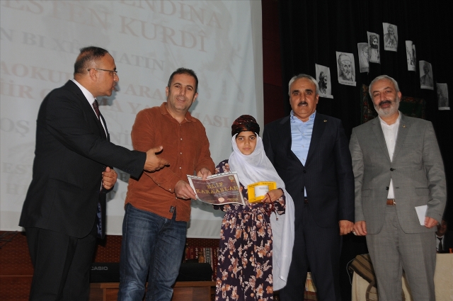(Video)-Mardin’de “Kürtçe Şiir Okuma Yarışması”