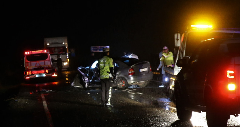 Mardin’de trafik kazası 3 ölü