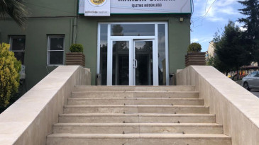 İhata Duvarı ve Sosyal Donatılar Yaptırılacak