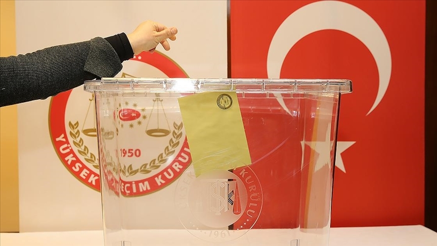 Seçime katılacak ittifaklar ve partilerle ilgili incelemesini tamamlayan Yüksek Seçim