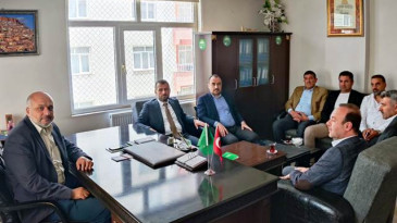 AK Parti’den HÜDA-PAR’a ziyaret