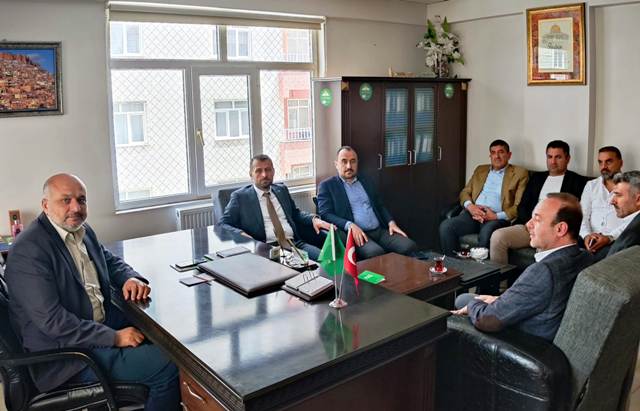 AK Parti Mardin İl Başkanı Vahap Alma il yönetim kurulu