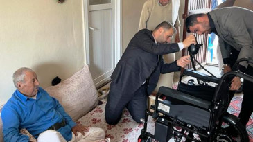 AK Parti Mardin il başkanlığından engelli vatandaşlara akülü araba