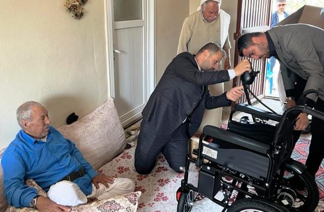 AK Parti Mardin il başkanlığından engelli vatandaşlara akülü araba