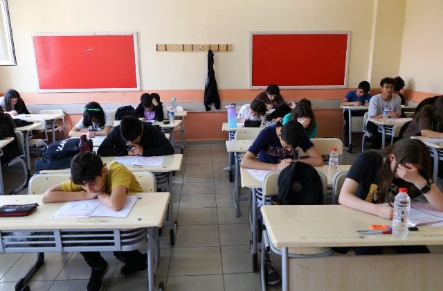 Öğrencilere 4. Deneme Sınavı