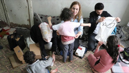 Öğretmenler depremzedelerin ihtiyaçları için bir araya geldi