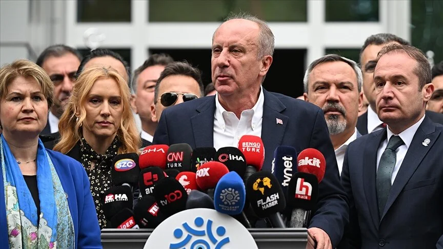 Memleket Partisi Genel Başkanı Muharrem İnce, cumhurbaşkanı adaylığından çekildiğini açıklayarak,
