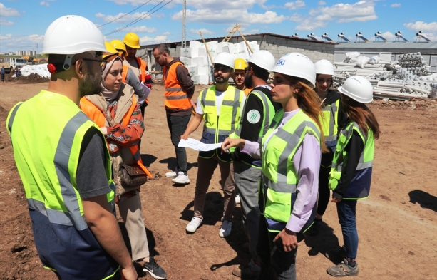 DÜ Mühendislik Fakültesinde “asrın felaketi”nden sonra uygulamalı eğitim artırıldı