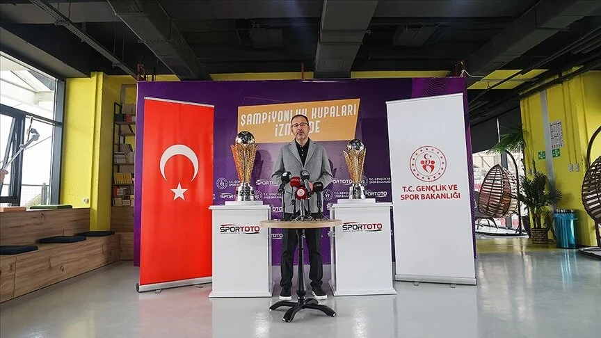 Gençlik ve Spor Bakanı Mehmet Muharrem Kasapoğlu, Spor Toto Süper