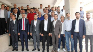 AK Parti Mardin Milletvekilleri mazbatalarını aldı