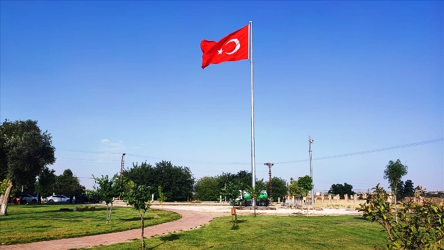 Suriye sınırındaki park ve mesire alanında peyzaj çalışmaları sürüyor
