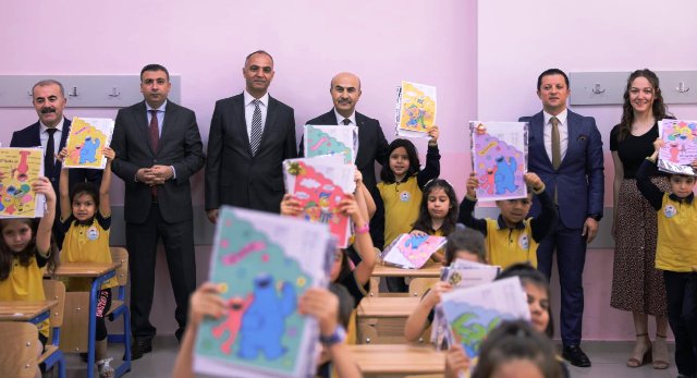 Öğrencilerin Karne Heyecanı