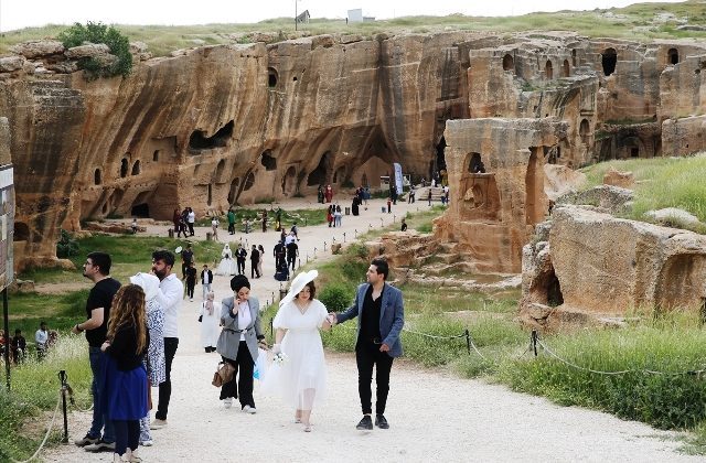 Medeniyetler şehri Mardin kültür turlarının bayram rotası oldu