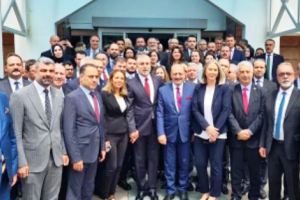 AK Parti Mardin Milletvekilleri Faruk Kılıç, Muhammed Adak, İzmir Milletvekili
