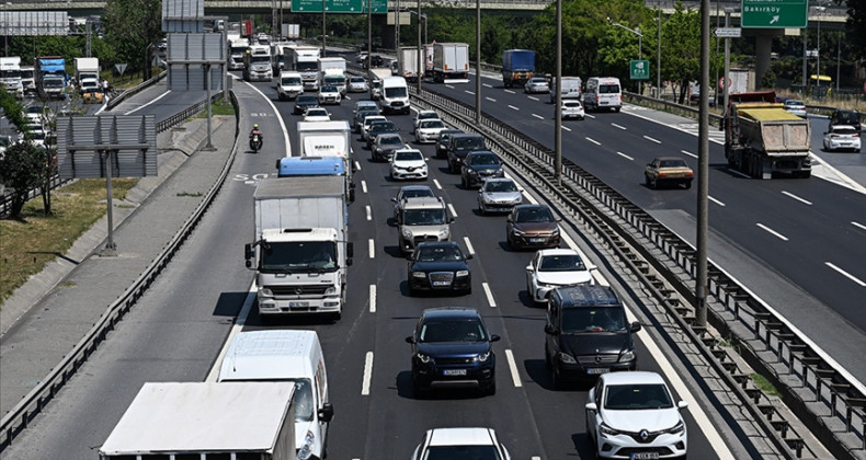 TŞOF Başkanı Apaydın’dan bayram tatili trafiği uyarısı