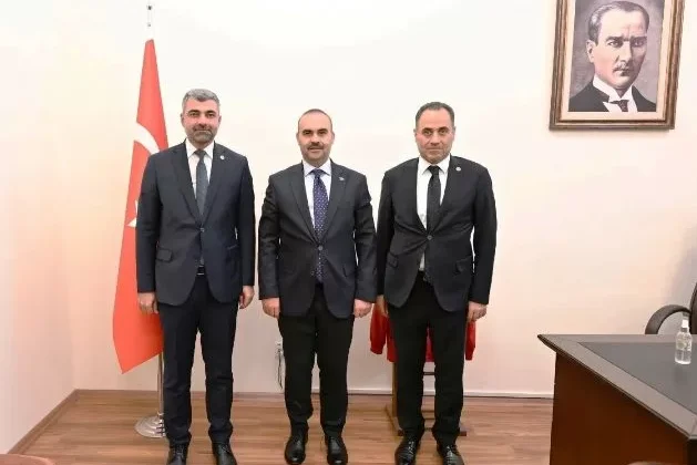 Adak ve Kılıç , Sanayi Bakanı Kacır ile Mardin’deki Yatırımları Görüştü