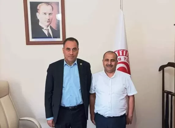 Mardin Kızılay başkanı Deniz’den Milletvekili Adak’a Ziyaret