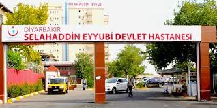 Diyarbakır’da doktordan yaralı yakınına saldırı