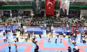 Mardin’de düzenlenen Türkiye Kick Boks şampiyonasında büyük organizasyonda 70 İlden