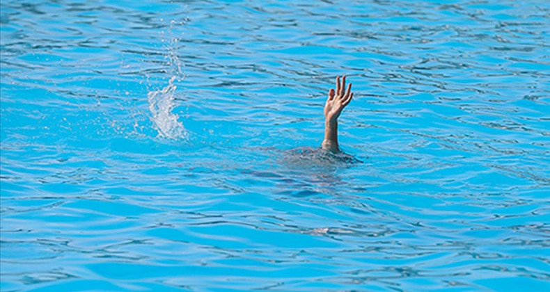 AFAD: Toplum tarafından güvenli olarak bilinen alanlarda yüzmeyi seçin, ıssız alanlarda suya girmekten kaçının