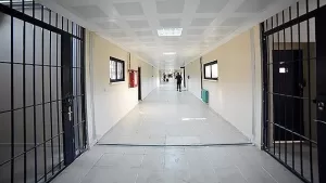Kovid-19 izninden açık cezaevine dönmesi gereken hükümlüler için başvuru süresi