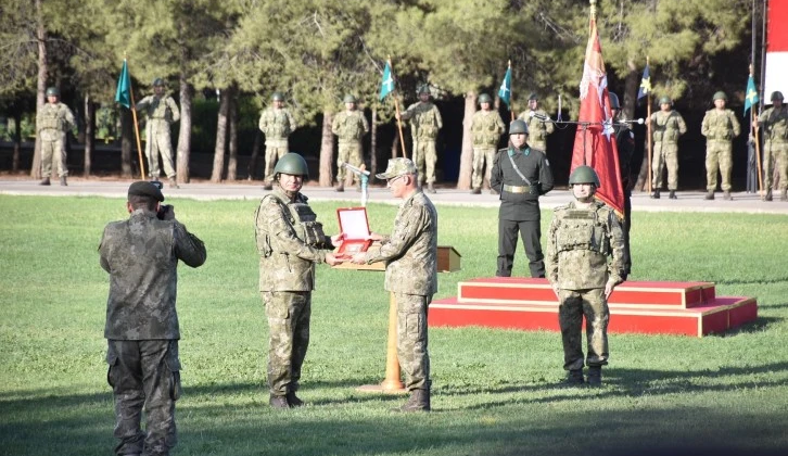 Mardin Tugay Komutanlığında, devir teslim töreni