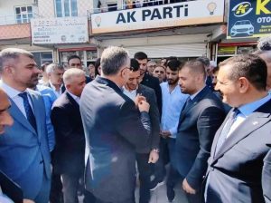 Memleket Partisi Derik İlçe Başkanı Cihan Özçelik ve yönetimi partilerinden