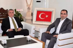 Midyat Belediye Başkanı Veysi Şahin, yeni göreve başlayan Midyat Kaymakamı