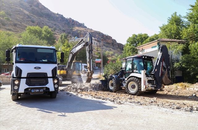 Savur’da altyapı yenileme çalışmaları başladı