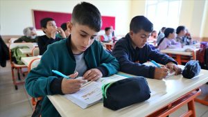 MEB Temel Eğitim Genel Müdürü Prof. Dr. Zarife Seçer, sınıf
